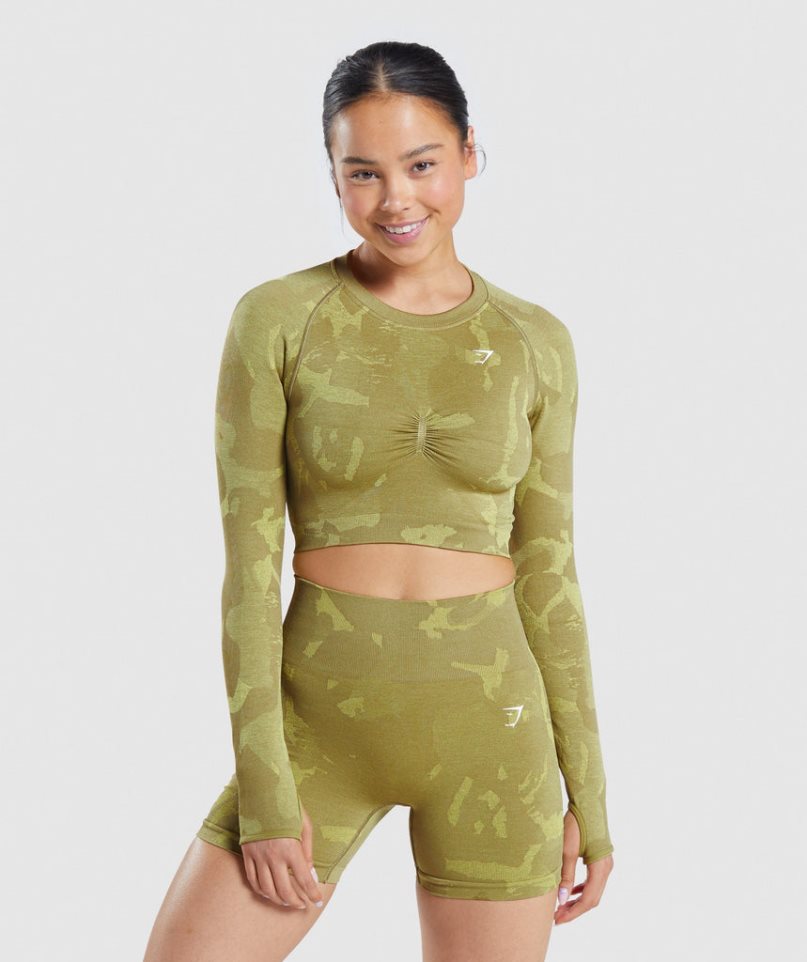 Women\'s Gymshark Adapt Camo Seamless Long Sleeve Cropped Tops Green | NZ 7YCSHV